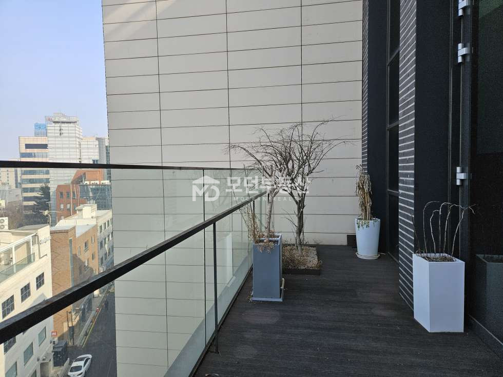 서울 강남구 논현동 강남구청역 사무실 임대 ㅣ 40평대 복층 테라스 월세 매물번호 10462 사진 12