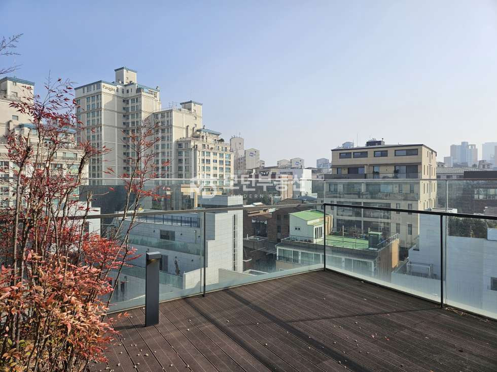 서울 강남구 논현동 강남구청역 사무실 임대 ㅣ 40평대 복층 테라스 월세 매물번호 10462 사진 15
