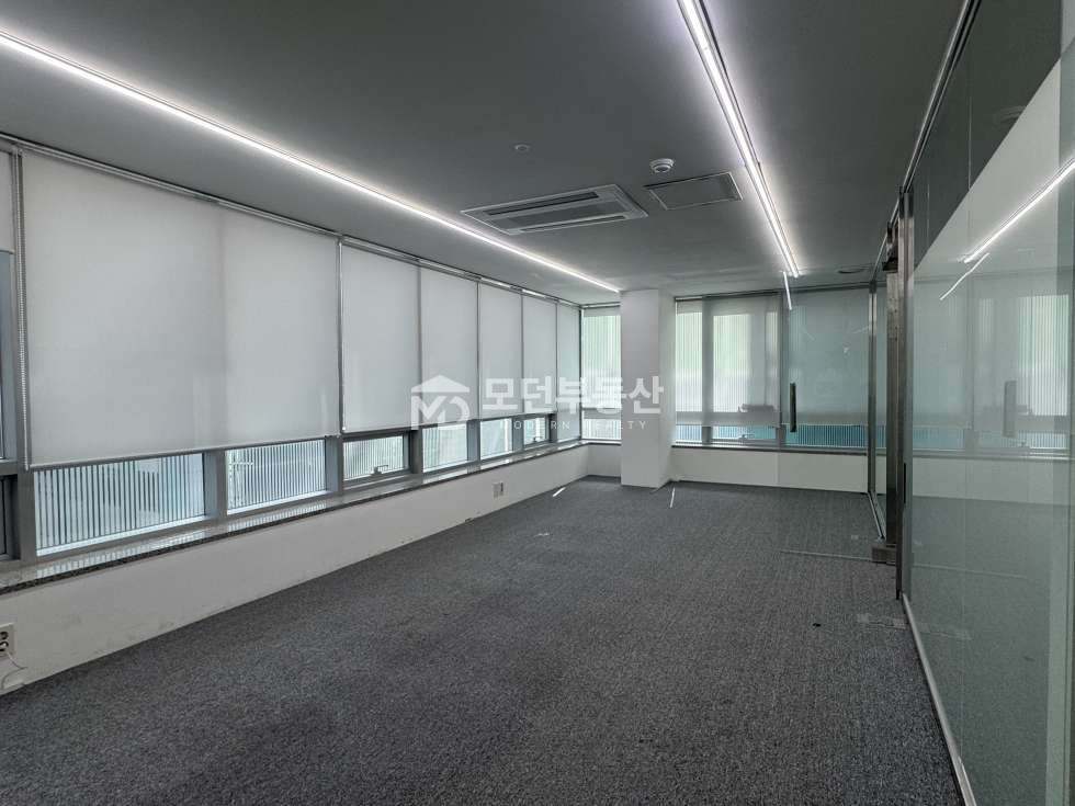 서울 강남구 대치동 선릉역 사무실 임대 ㅣ 50평대 화이트톤 인테리어 월세 매물번호 10544 사진 12