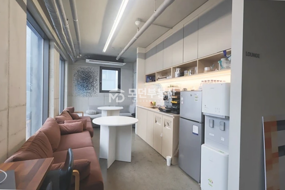 서울 강남구 역삼동 강남역 사무실 임대 ㅣ 50평대 세련된 인테리어 월세 매물번호 10707 사진 9