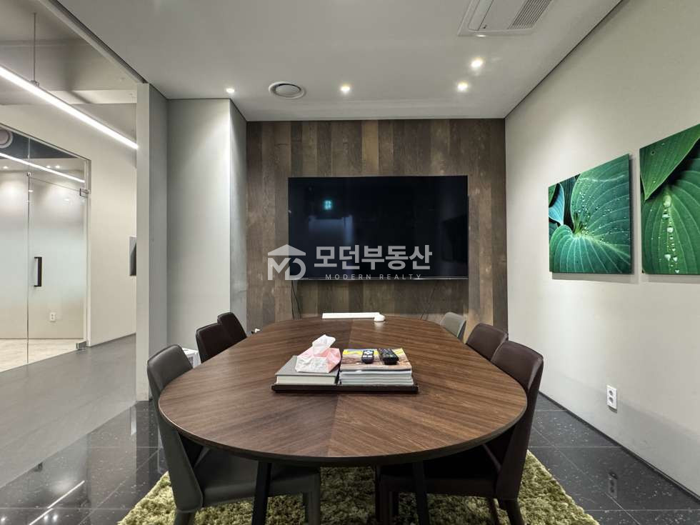 서울 강남구 논현동 논현동 사무실 임대 ㅣ 60평대 인테리어 무상승계 월세 매물번호 10719 사진 9