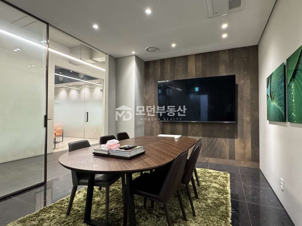 서울 강남구 논현동 논현동 사무실 임대 ㅣ 60평대 인테리어 무상승계 월세 매물번호 10719 사진 10