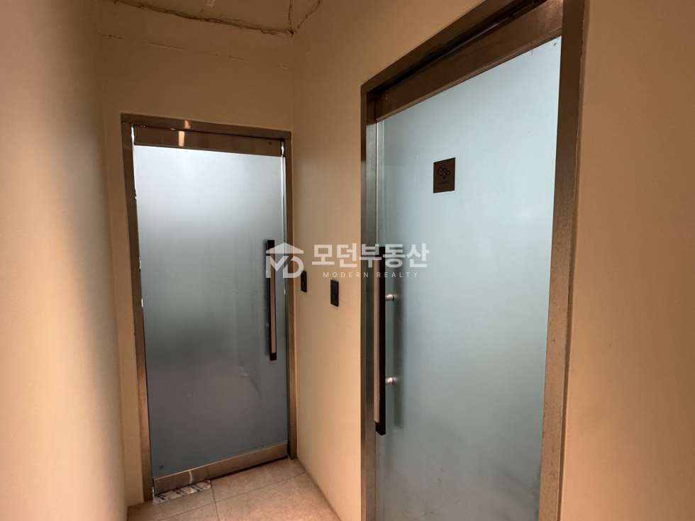 서울 강남구 신사동 압구정역 역세권 도산대로 층고 높은 인테리어 사무실 임대 월세 매물번호 10013 사진 14