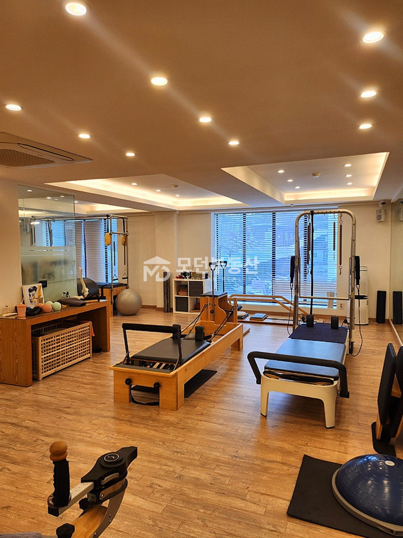 서울 강남구 삼성동 언주중학교 인근 상가 인테리어 깔끔한 필라테스 요가 상가 임대 월세 매물번호 10022 사진 6