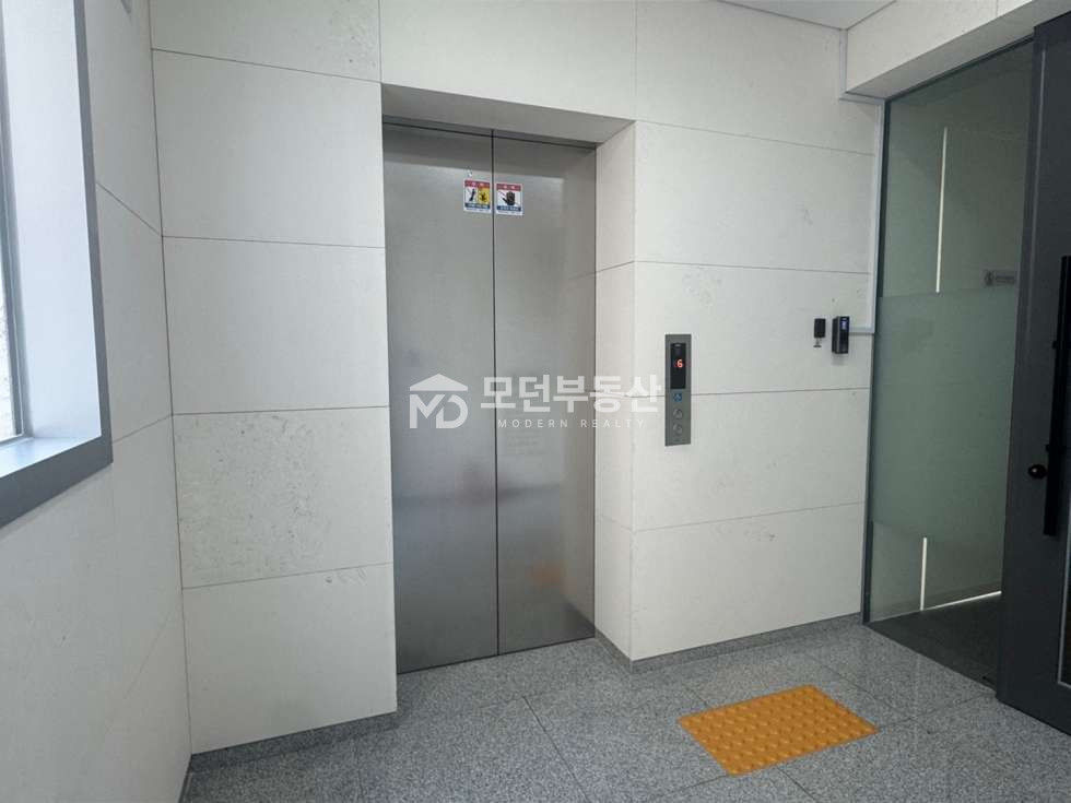 서울 강남구 대치동 강남 대치동 사무실 임대 ㅣ 삼성역 역세권 ㆍ 전용 50평대 ㆍ 인테리어 월세 매물번호 10045 사진 11