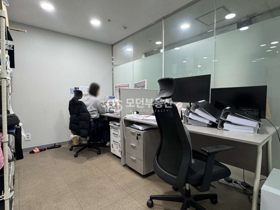 서울 강남구 삼성동 강남 삼성동 사무실 임대 ㅣ 선릉역 역세권 ㆍ 전용 80평대 ㆍ 룸이 많은 인테리어 월세 매물번호 10043 사진 11