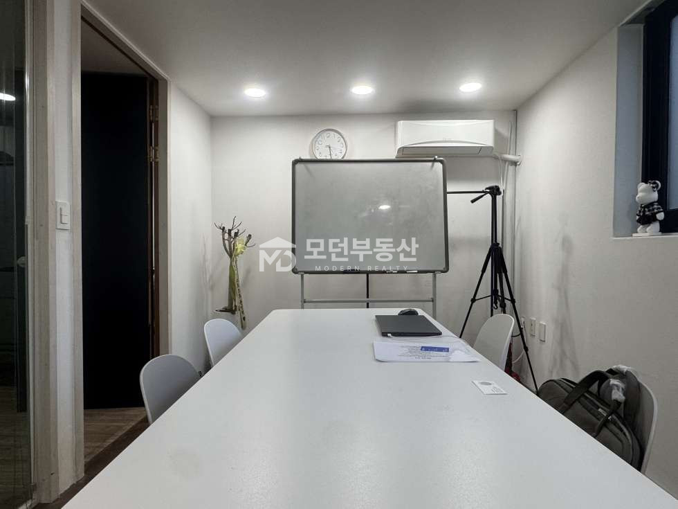 서울 강남구 논현동 강남 논현동 사무실 임대 ㅣ 논현역 도보 6분 ㆍ 전용 50평 ㆍ 학원 월세 매물번호 10060 사진 10