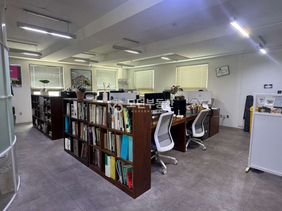 서울 강남구 논현동 학동역 역세권 사무실 임대 ㅣ 전용 27평 깔끔한 인테리어 월세 매물번호 10073 사진 4