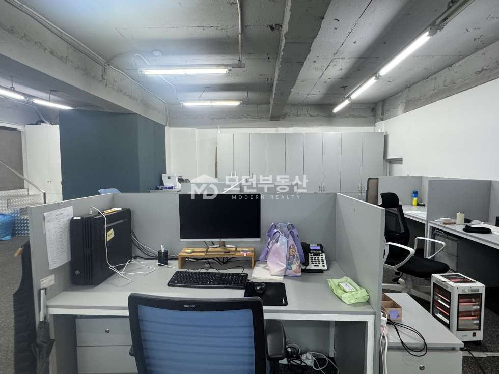 서울 강남구 역삼동 역삼역 사무실 임대 ㅣ 가성비 화이트톤 인테리어 전용 30평대 월세 매물번호 10092 사진 4