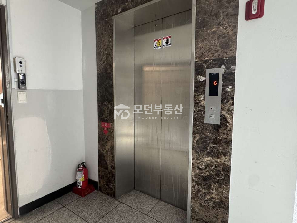 서울 강남구 논현동 주건축물제1동 선정릉역 사무실 임대 ㅣ 신축급 컨디션 인테리어 전용 20평대 월세 매물번호 10119 사진 11