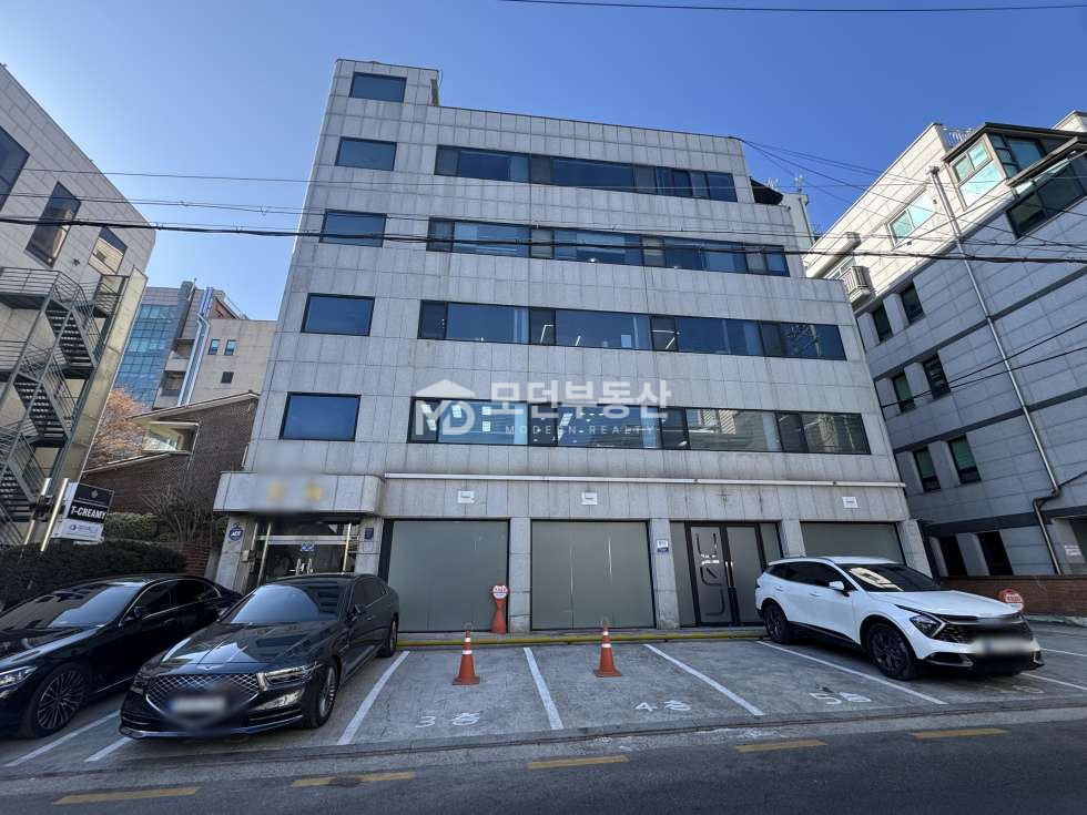 서울 강남구 삼성동 선정릉역 사무실 임대 ㅣ 층고 높은 인테리어 전용 50평대 월세 매물번호 10120 사진 11