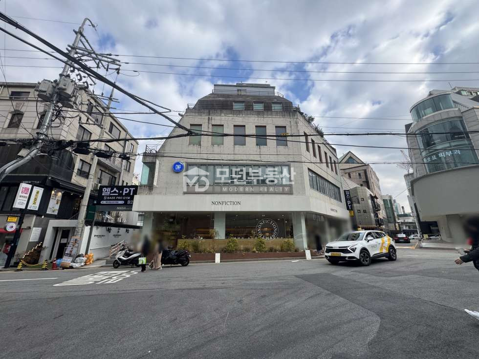 서울 강남구 신사동 신사동 사무실 임대 ㅣ 전용 50평대 가로수길 월세 매물번호 10150 사진 12