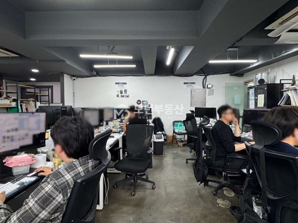서울 강남구 신사동 신사역 사무실 임대 ㅣ 40평대 블루마운틴빌딩 월세 매물번호 10152 사진 3