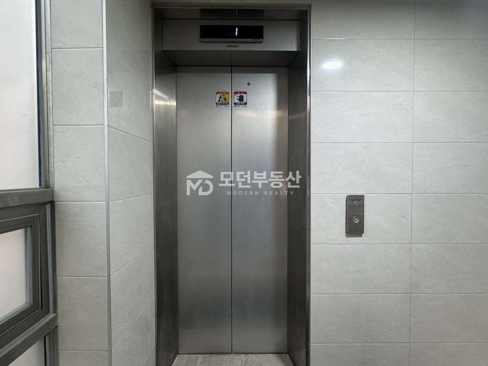 서울 강남구 신사동 압구정로데오역 사무실 임대 ㅣ 50평대 편리한 주차 월세 매물번호 10163 사진 11