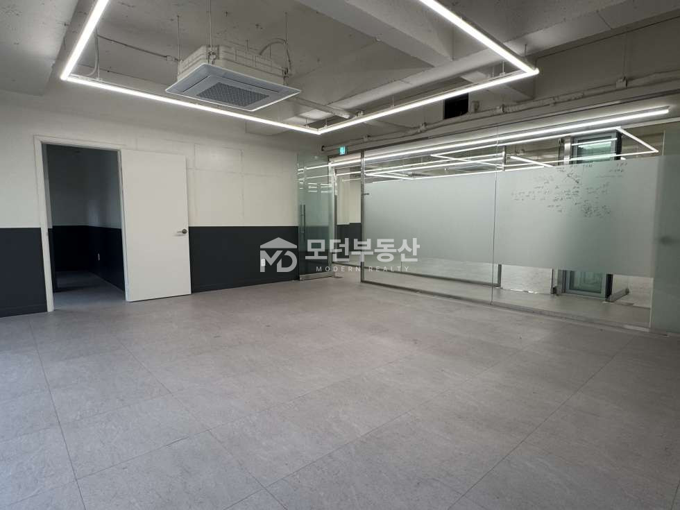 서울 강남구 논현동 언주역 사무실 임대 ㅣ 60평대 인테리어 명진빌딩 월세 매물번호 10184 사진 7