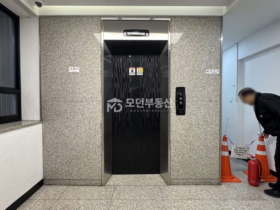 서울 강남구 논현동 언주역 사무실 임대 ㅣ 60평대 인테리어 명진빌딩 월세 매물번호 10184 사진 12