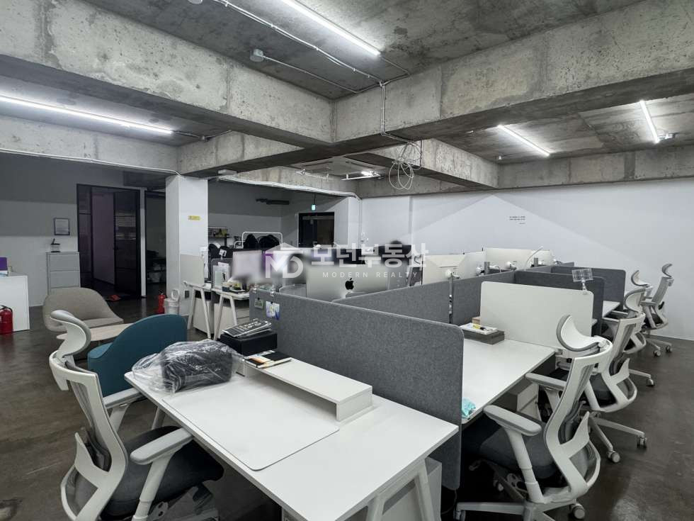 서울 강남구 신사동 신사역 사무실 임대 ㅣ 60평대 깔끔한 인테리어 월세 매물번호 10187 사진 3
