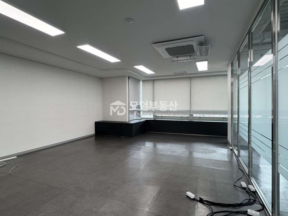 서울 강남구 삼성동 삼성중앙역 사무실 임대 ㅣ 80평대 인테리어 높은 층고 월세 매물번호 10245 사진 6