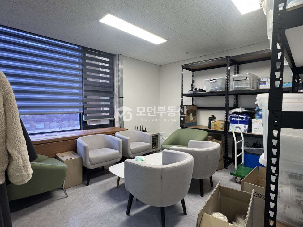 서울 강남구 논현동 을지병원사거리 사무실 임대 ㅣ 80평대 인테리어 구산빌딩 월세 매물번호 10249 사진 11