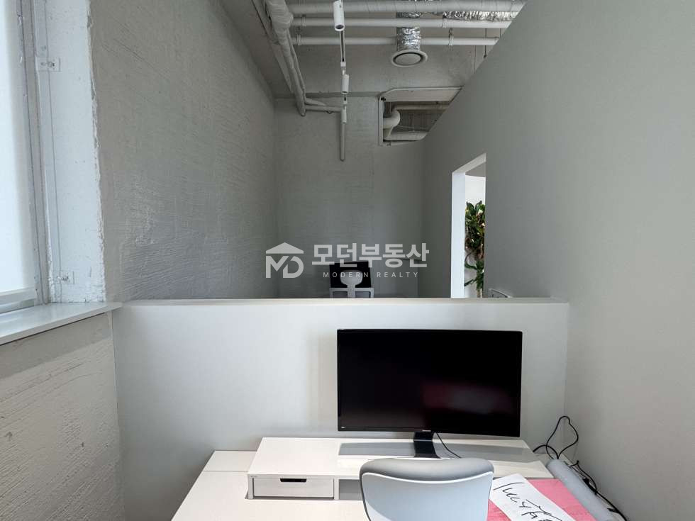 서울 강남구 논현동 강남구청역 사무실 임대 ㅣ 30평대 인테리어 대로변 월세 매물번호 10252 사진 6