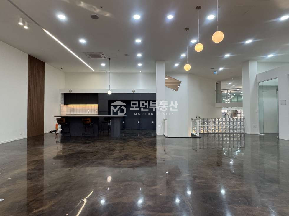 서울 강남구 논현동 강남구청역 사무실 임대 ㅣ 100평대 복층 인테리어 월세 매물번호 10280 사진 7
