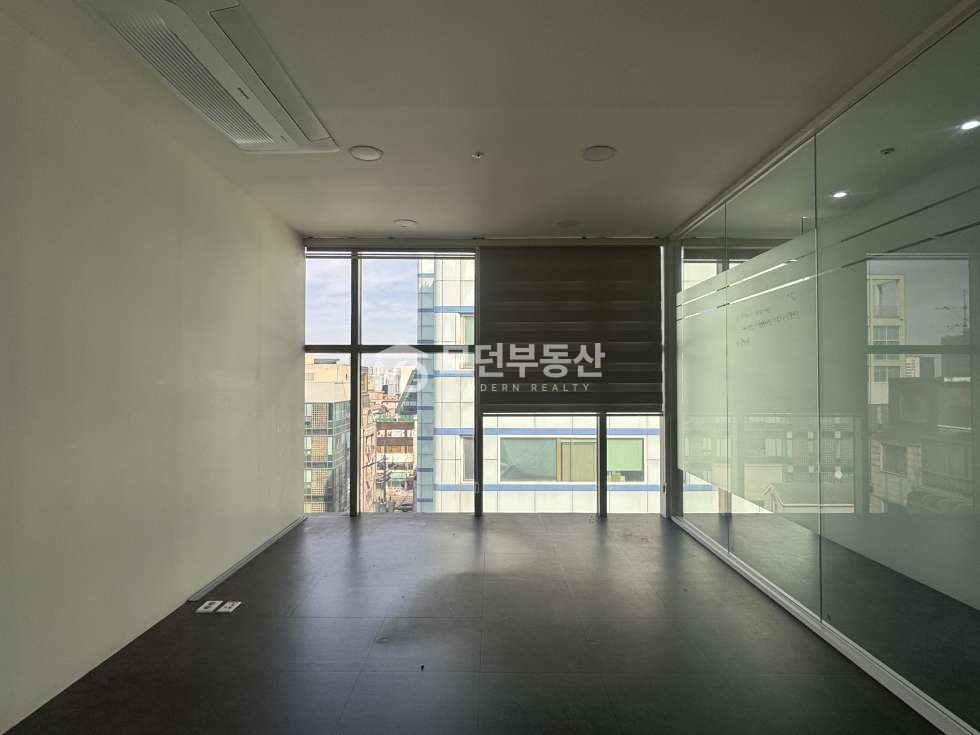 서울 강남구 논현동 강남구청역 사무실 임대 ㅣ 100평대 복층 인테리어 월세 매물번호 10280 사진 13