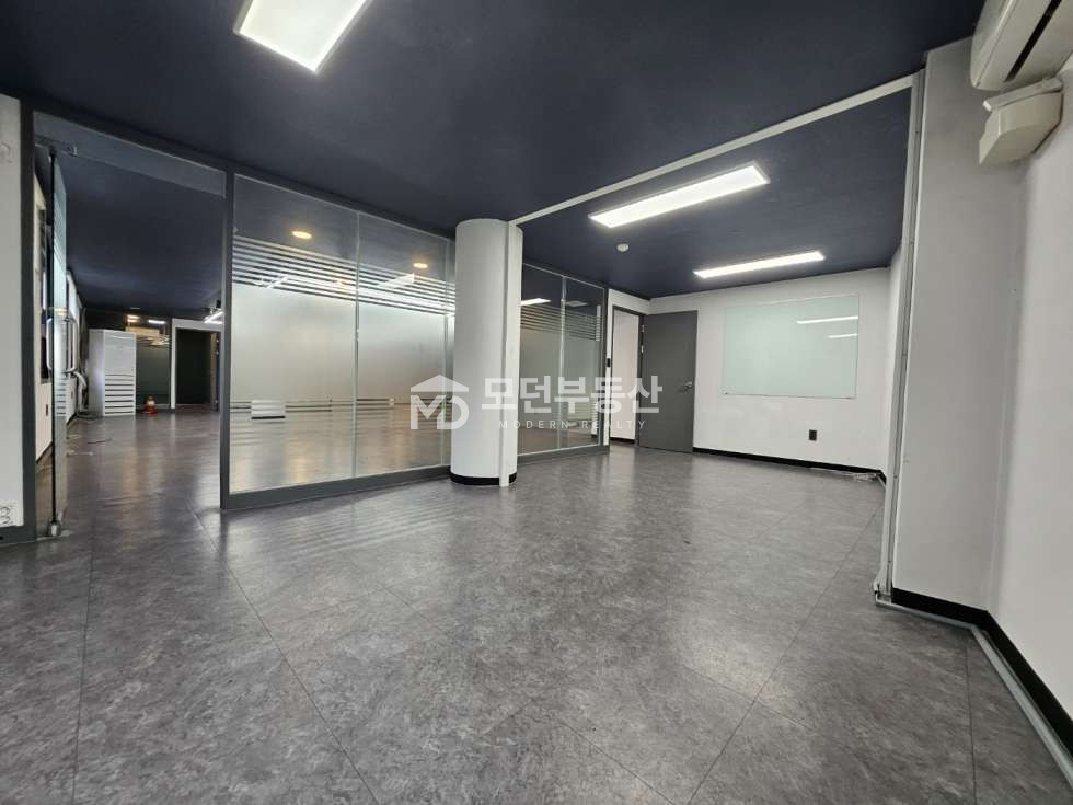 서울 강남구 논현동 논현역 사무실 임대 ㅣ 40평대 인테리어 월세 매물번호 10282 사진 8