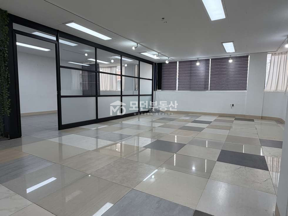 서울 강남구 논현동 학동역 초 역세권 단독층사용 깔끔한 인테리어 완비 네일샵 추천 무권리 상가 월세 매물번호 10335 사진 1