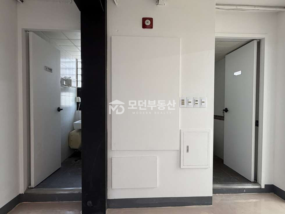 서울 강남구 논현동 강남구청역 3분 테라스 보유 깔끔한 건물 내외부 인테리어 완비 사무실 월세 매물번호 10366 사진 7