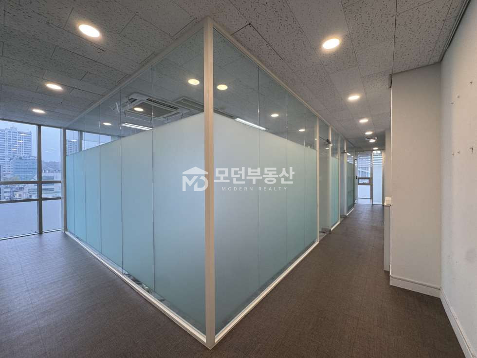 서울 강남구 삼성동 2동 삼성역 사무실 임대 ㅣ 40평대 공유오피스 인테리어 월세 매물번호 10403 사진 1