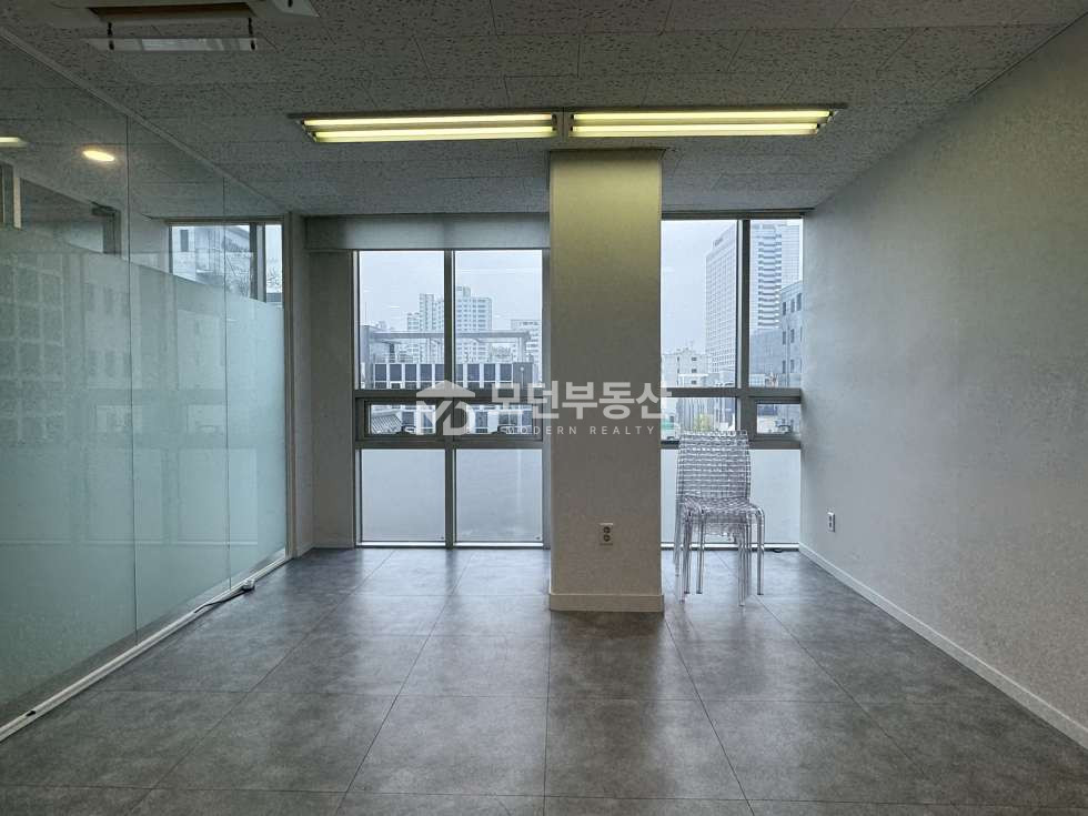 서울 강남구 삼성동 2동 삼성역 사무실 임대 ㅣ 40평대 공유오피스 인테리어 월세 매물번호 10403 사진 3