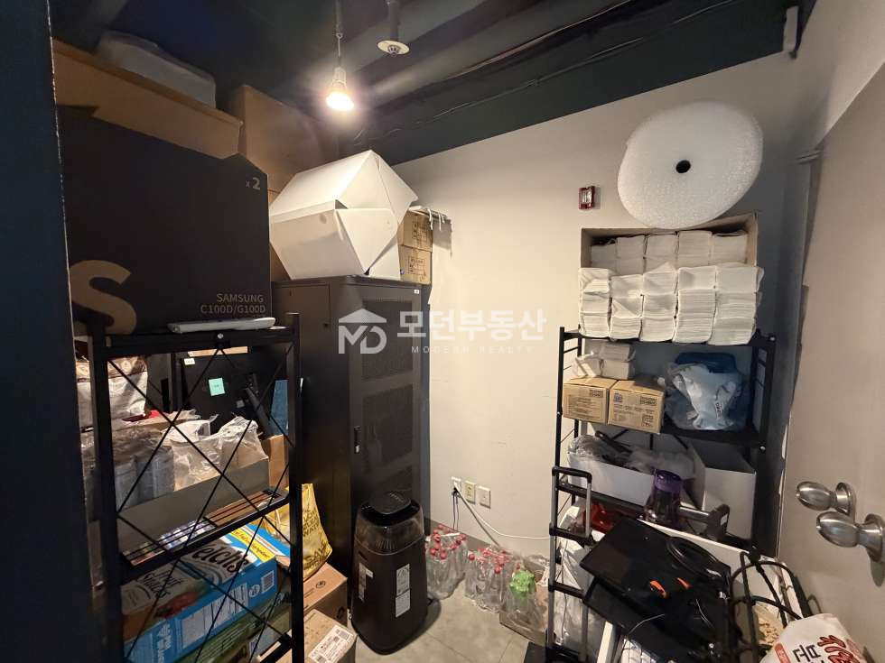 서울 서초구 잠원동 신사역 1분 강남대로변 인테리어 완비 층고 높은 무권리 상가 사무실 월세 매물번호 10407 사진 15